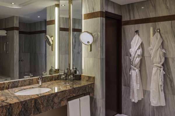 Hotel Pullman Madrid Airport & Feria